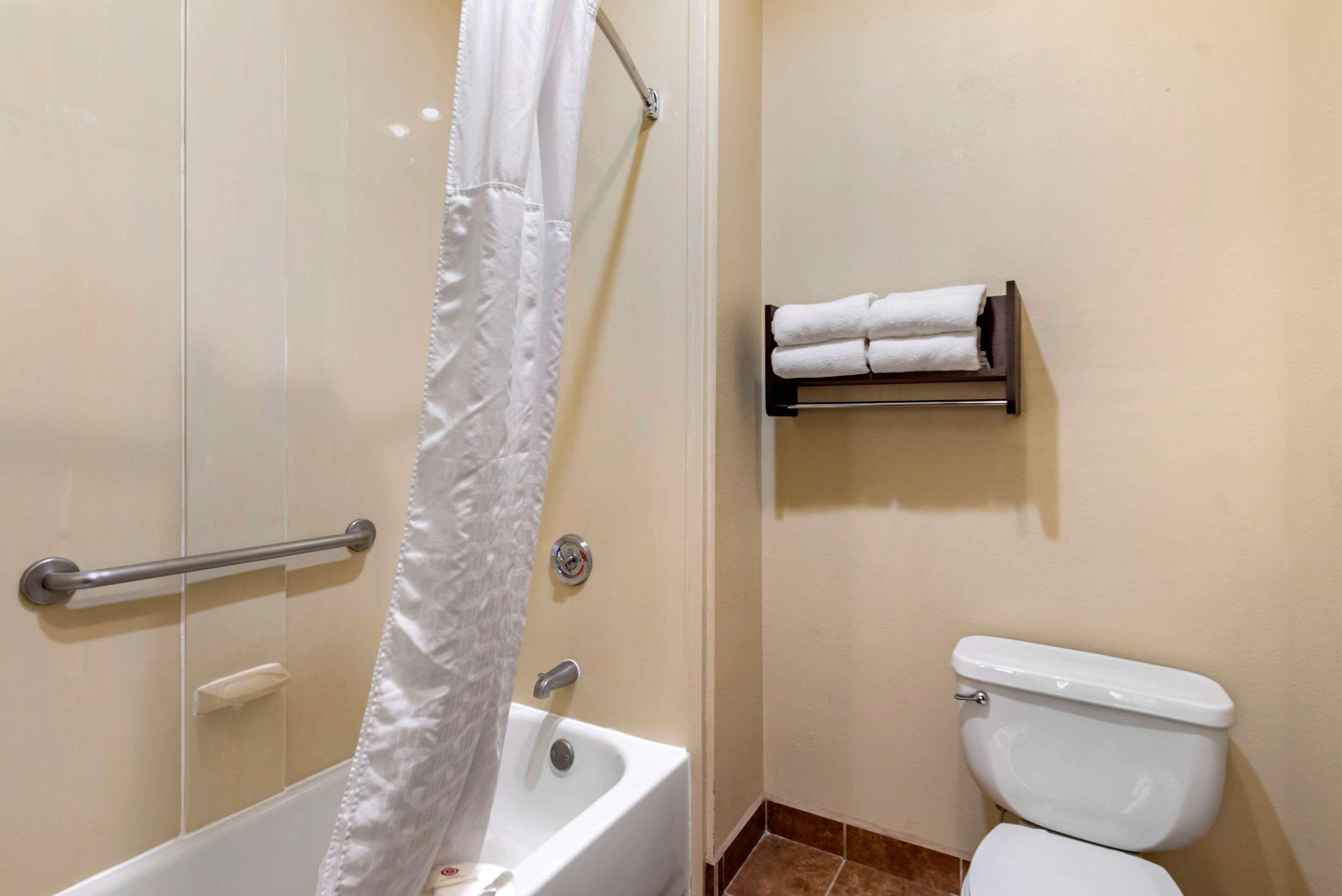 Comfort Suites Clovis Buitenkant foto