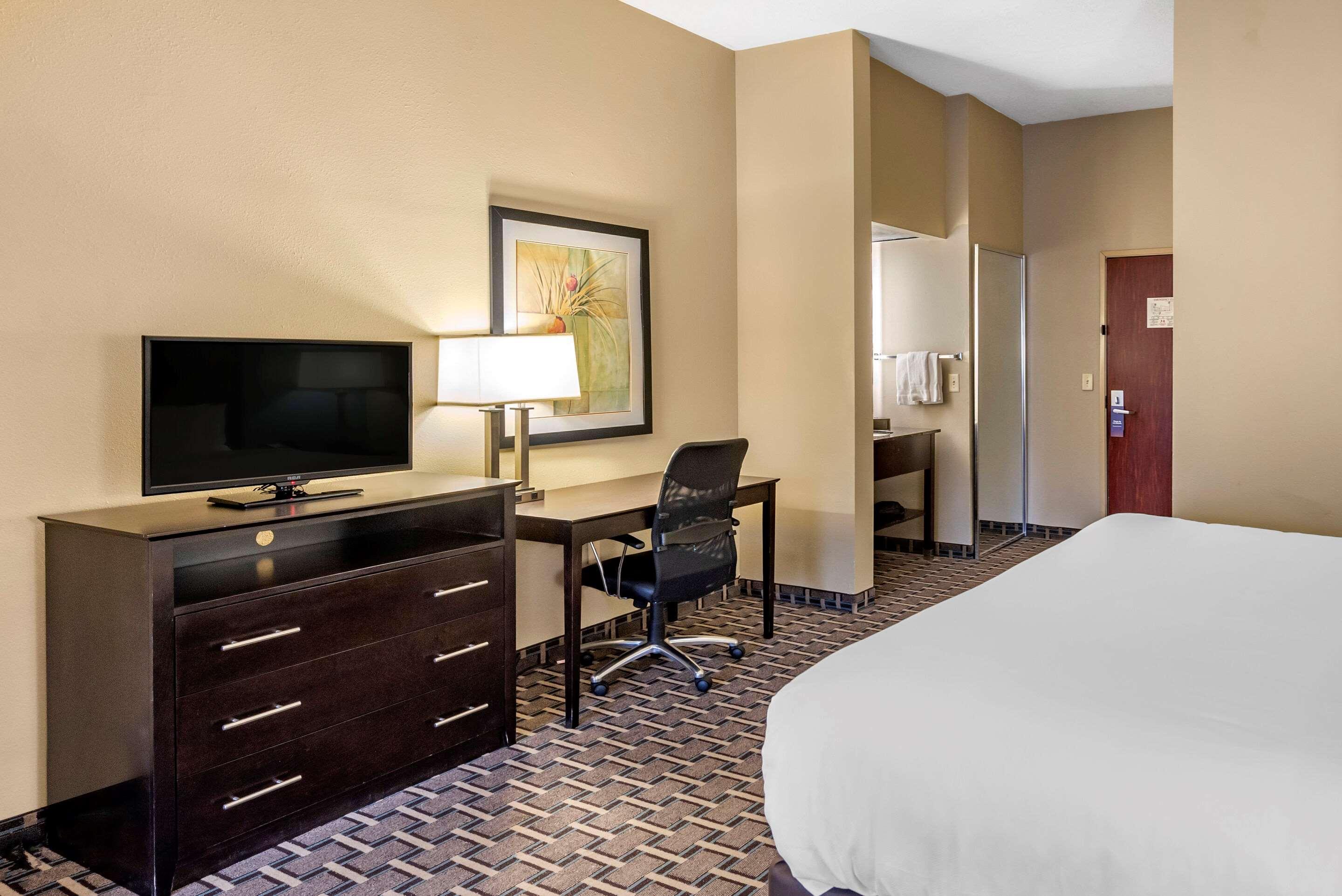 Comfort Suites Clovis Buitenkant foto