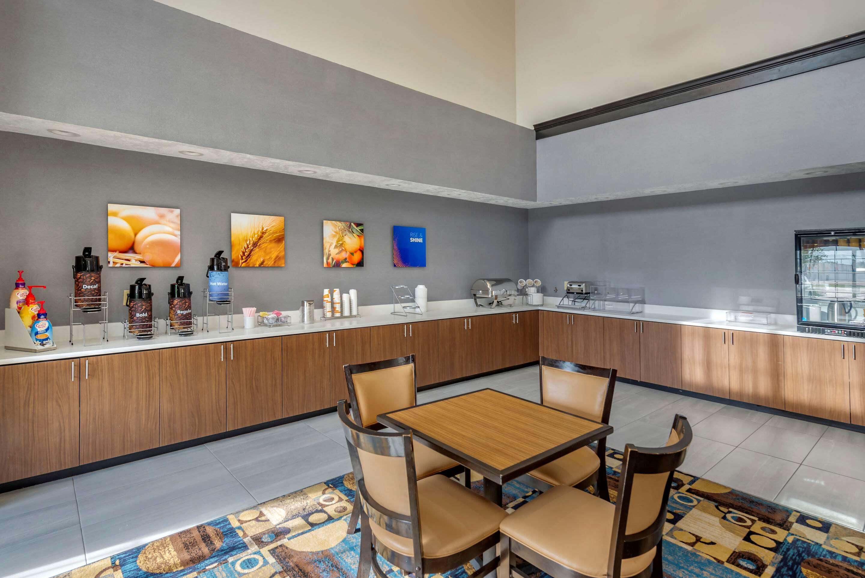 Comfort Suites Clovis Buitenkant foto