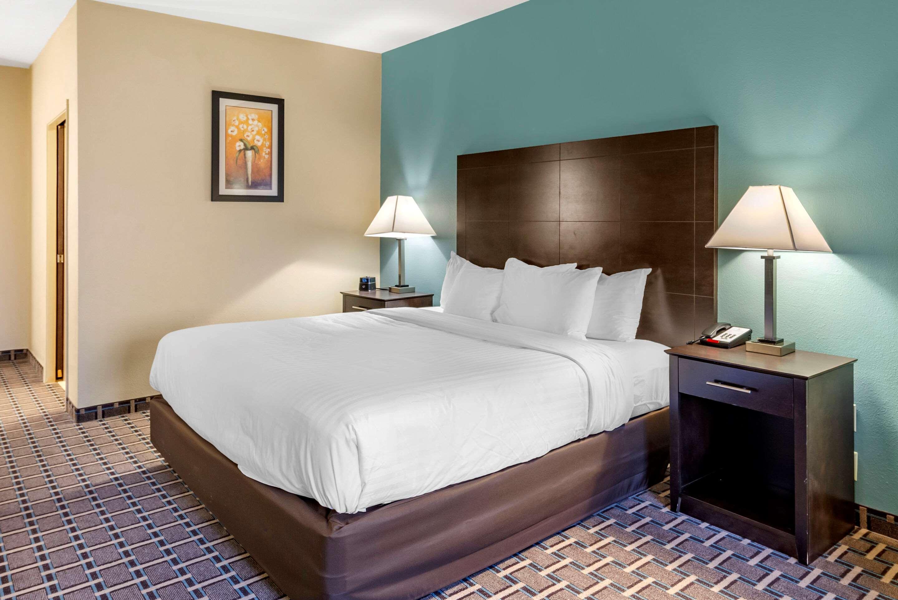 Comfort Suites Clovis Buitenkant foto