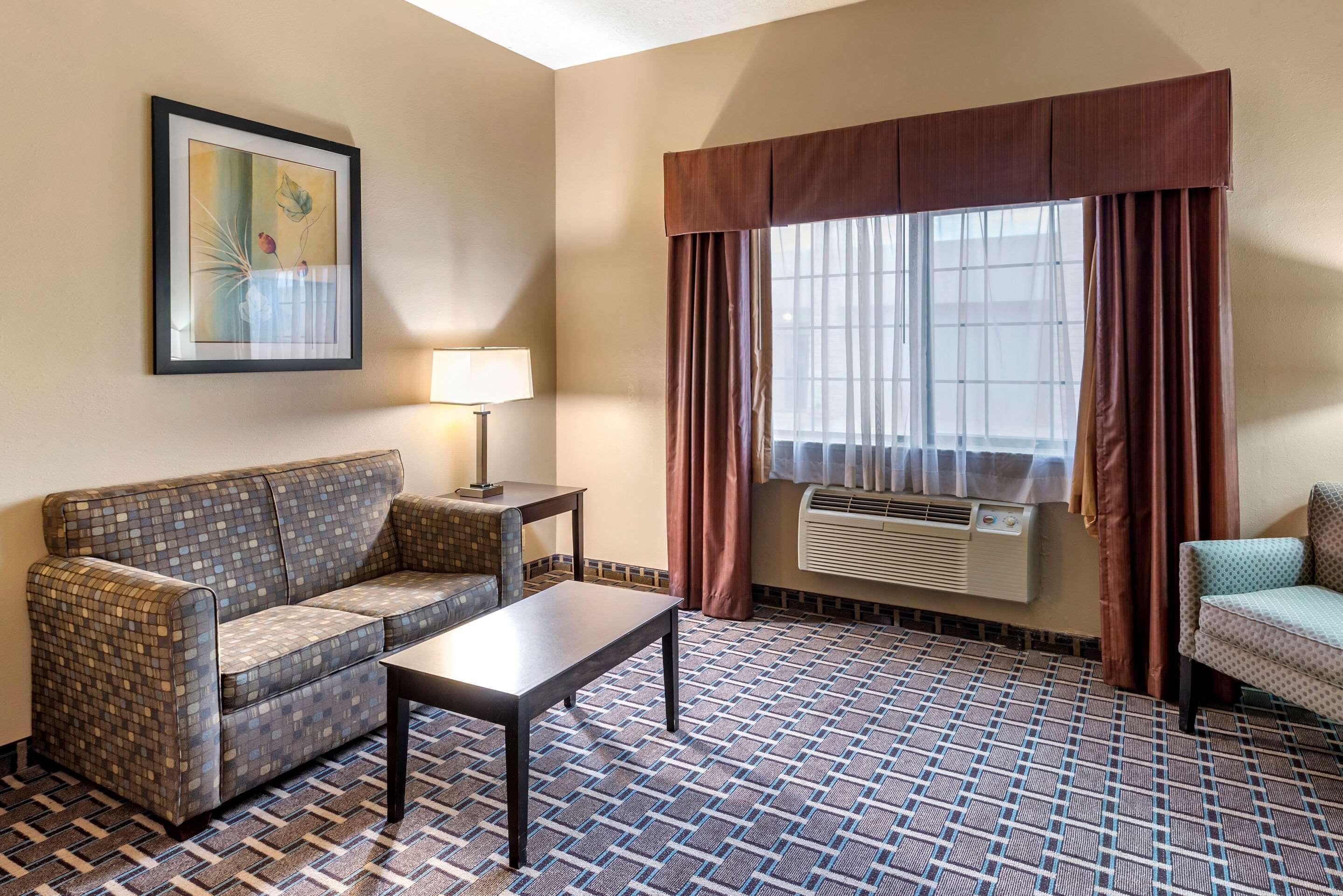 Comfort Suites Clovis Buitenkant foto